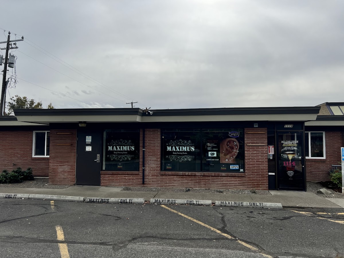 Maximus Body Piercing Studio storefront at 1114 W Spruce St, Yakima